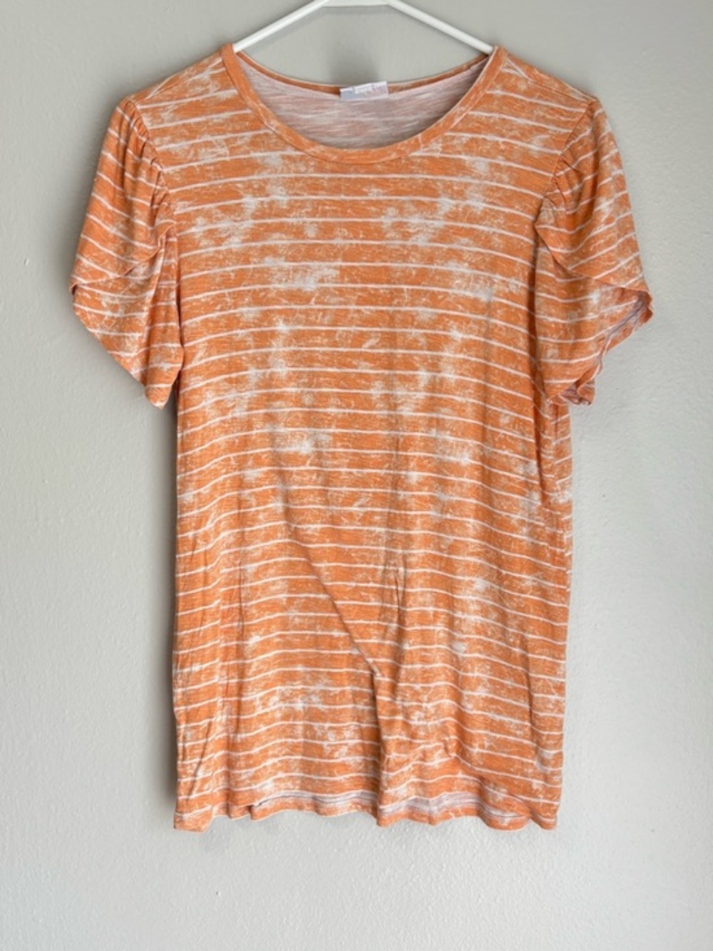 LuLaRoe Orange & White Heathered Stripe Top